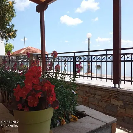 Nyaraló View Sea House *